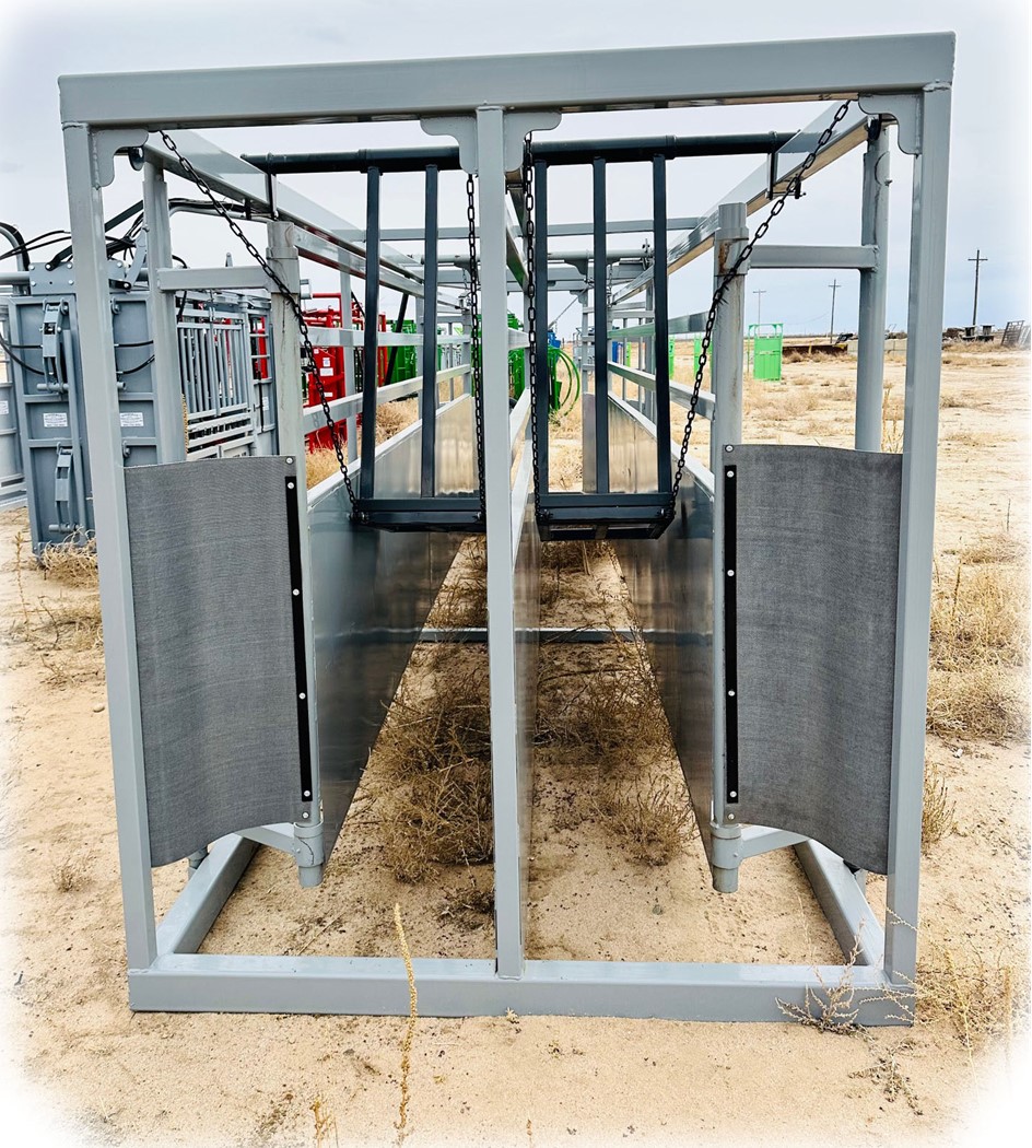 RR 19' Twin Alley for Cattle